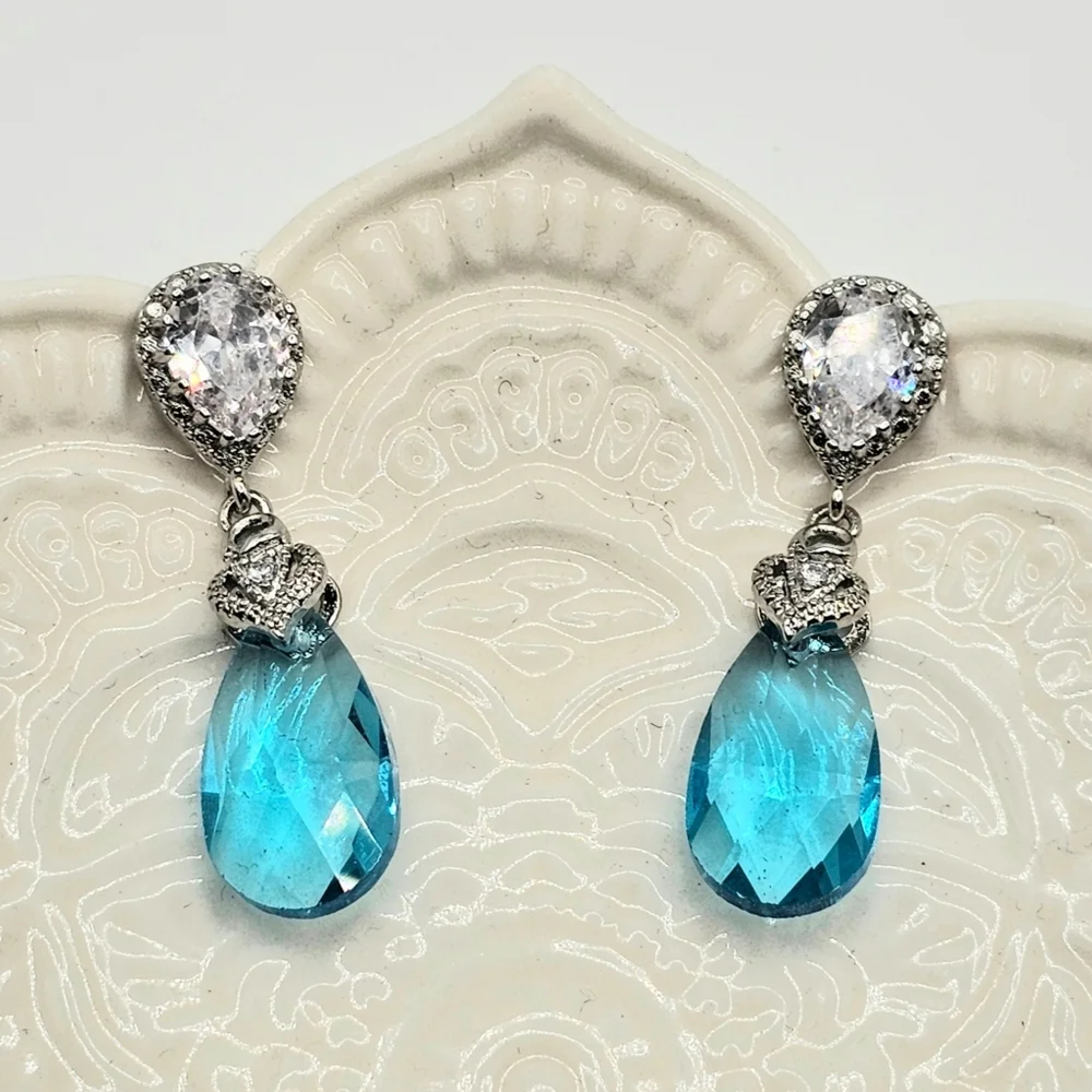 Silver Plated Zircon Pear Drop Earrings